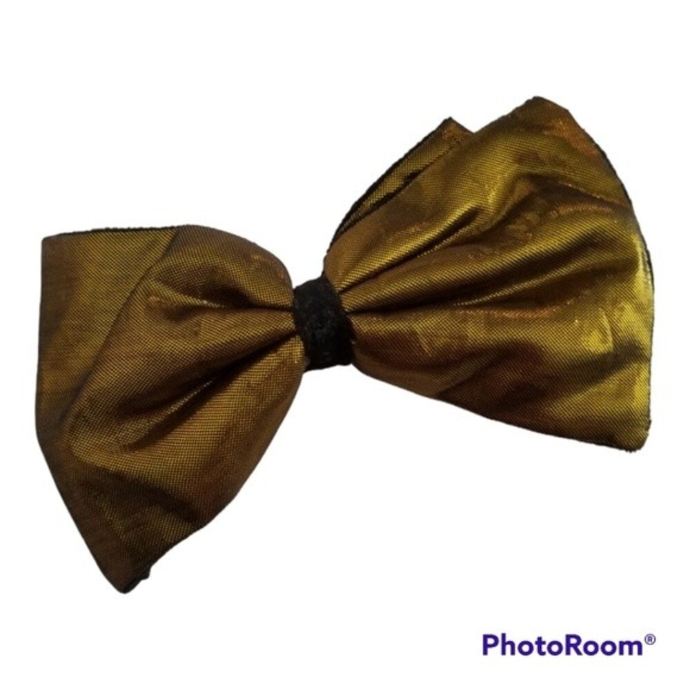 Gold Hair Clip with Black Velvet Center